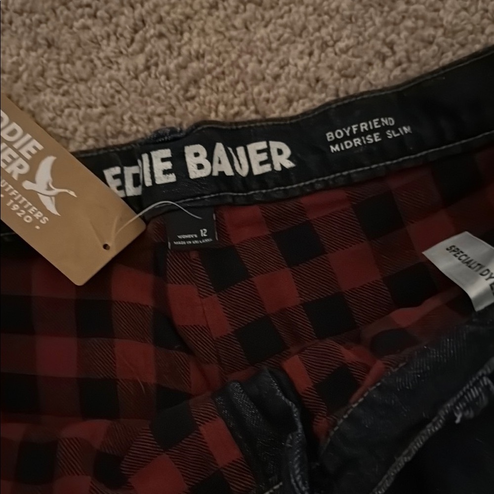 Eddie Bauer dark wash flannel lined jeans - Picture 3 of 5